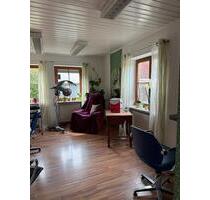 Laden für Friseur-in - 500,00 EUR Kaltmiete, in Tettnang (PLZ: 88069)