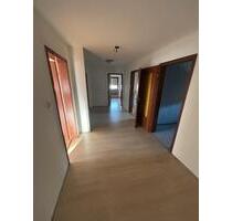 Dachgeschoß Wohnung Langenzenn - 1.050,00 EUR Kaltmiete, ca.  90,00 m² in Schwabach (PLZ: 91126)