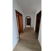 3,5 Zimmerwohnung - 700,00&nbsp;EUR Kaltmiete, ca.&nbsp; 102,00&nbsp;m&sup2; in Aerzen (PLZ: 31855)