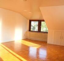 Helle 4-Zimmer-Dachgeschosswohnung in ruhiger Lage von Arzbach (1 - Eitelborn