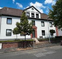 Stilvolle 2,5-Zimmer-Dachgeschosswohnung in Bergheim