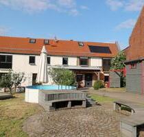 Großzügiges Einfamilienhaus mit Garten und Spielparadies - Stadtroda