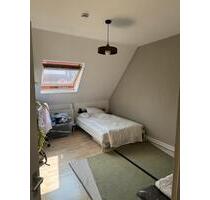 1-Zimmer-Wohnung in Hannover-List – teilmöbliert, Ablöse € 1.600