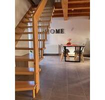 Haus und Hof auf kleinem Grundstück - Hargesheim