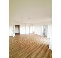 Neu renovierte 2 Zimmer Wohnung mit Loggia in Filderstadt