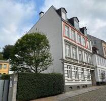 sonnige 3-Zimmer Wohng. (1 Durchgangszimmer) Flbg. Zentrum - Flensburg