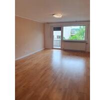 Großes WG-Zimmer (25–30 m²) mit Balkon - Asperg