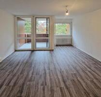 Lichtdurchflutete 2-Zimmer-Wohnung mit Balkon im schönen Siemensstadt! - Berlin Reinickendorf