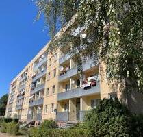 Einzug sofort möglich: Solide 4-Zimmer-Wohnung mit Balkon - Perleberg