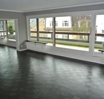 Tolle Wohnung in toller Lage - 2.300,00 EUR Kaltmiete, ca.  132,00 m² in Hamburg (PLZ: 22587) Altona