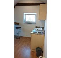 Apartment Dachgeschoss - 420,00 EUR Kaltmiete, in Au in der Hallertau (PLZ: 84072)