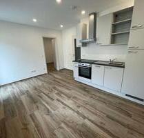 Geschmackvolle 2-Raum-Wohnung mit Garten und EBK in Kleinaitingen - Oberottmarshausen