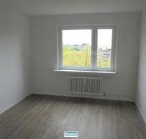 Attraktive 2-Zimmer-Wohnung mit Balkon – frisch saniert und zentral gelegen - Hamburg Hamburg-Mitte