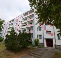 4-Raumwohnung mit Südbalkon - 456,00 EUR Kaltmiete, ca.  76,10 m² in Riesa (PLZ: 01591) Canitz