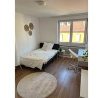 Möbliertes, renoviertes WG-Zimmer – Bad Cannstatt - Stuttgart