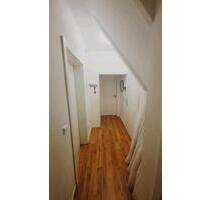 Wohnung zu Vermieten 63qm - 1.200,00 EUR Kaltmiete, in Esslingen am Neckar (PLZ: 73730) Oberesslingen