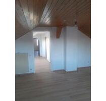 Dachgeschoss Wohnung - 600,00 EUR Kaltmiete, ca.  78,00 m² in Sulzbach am Main (PLZ: 63834)