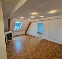 Helle 4-Zimmer-Maisonette mit EBK und Gartenmitbenutzung - Villingen-Schwenningen