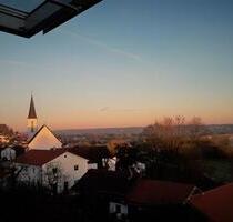 Panorama-Wohnung - Dachgeschoss mit traumhaftem Seeblick - Marklkofen