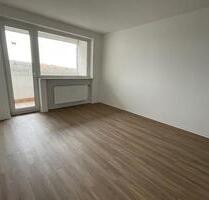 Frisch saniert: Helle 2 Zimmerwohnung mit Blick! - Offenbach am Main Buchrain