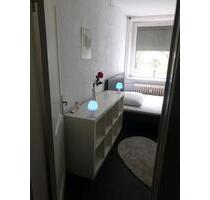 wg zimmer ab sofort - 500,00 EUR Kaltmiete, in Hamburg (PLZ: 22111) Horn
