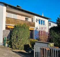 Bieten schöne große 5-Zimmer Mietwohnung in Langquaid