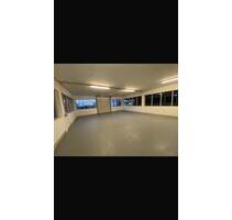 Lichtdurchflutete Halle zu vermieten - Memmingen
