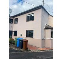 Einfamilienhaus mit Einbauküche & Garage in Rheinbreitbach - Königswinter