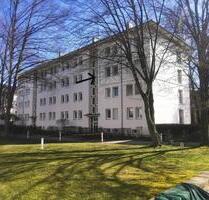 Helle 2-Zimmer-Wohnung mit Balkon in ruhiger Lage - sofort frei - Regensburg Galgenberg