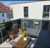 Moderne 3-Zimmer-Wohnung zu vermieten stuf. Zugang, Balkon, EBK - Stuttgart Feuerbach