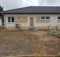 DHH im Bungalowstil in ZwickauMarienthal zu vermieten