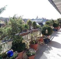 Exklusive 2,5-Zimmer-Penthouse-Wohnung mit traumhafter Terrasse im Herzen der Nürnberger Nordstadt