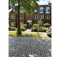 Renovierte 106 Qm 3 Zimmerwohnung mit Wesersicht, EBK & TG - Bremen Vegesack