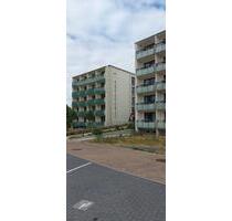 Neu sanierte 2-Raum-Wohnung mit WBS - barierrearm & mit Aufzug! - Neustrelitz