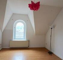 Charmante 3 Zimmer Wohnung mit EBK - Wuppertal