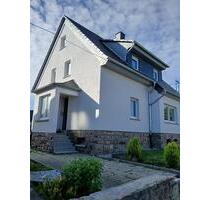 Einfamilienhaus in Simmern - 1.550,00 EUR Kaltmiete, ca.  130,00 m² in Dickenschied (PLZ: 55483)