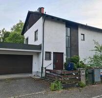 Freistehendes Einfamilienhaus mit Garten Gröbenzell