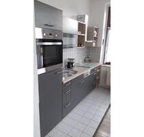 2 Zimmerwohnung mit Einbauküche, Tageslichtbad und Balkon - Zwickau