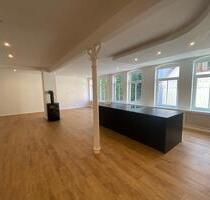 Exklusive große 2 Zimmer Wohnung mit Loft-Charakter - Flensburg Altstadt