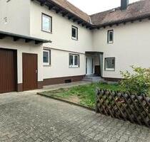 Freistehendes Einfam. mit 2 Wohneinheiten in Eppstein-Bremthal