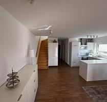 4-Zimmer-Maisonette-Wohnung geh. Innenausstattung + 2 Balkone - Bad Schönborn