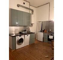 Charmante 3 Zimmer Wohnung an der Admiralsbrücke mit Balkon - Berlin Neukölln