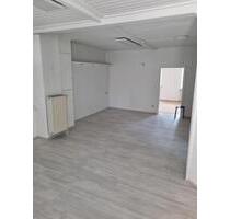 Geschäftsräume zu vermieten - 850,00 EUR Kaltmiete, ca.  55,00 m² in Ramstein-Miesenbach (PLZ: 66877)