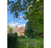 Denkmalgeschütztes Wohnhaus mit großem Garten in Großröhrsdorf