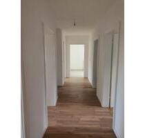 Sanierte 4-Raum-Wohnung (1. OG) mit Balkon in Villenbach - Wertingen