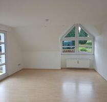 Schöne, helle 2-Zimmer DG-Wohnung in ruhiger Lage - Lindlar