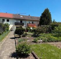 Gepflegtes Reihenmittelhaus mit Werkstatt - Plüderhausen