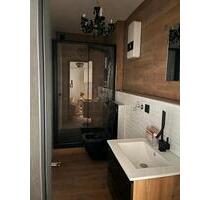 luxuriös sanierte 3 Zimmer-Wohnung mit Garten, 2 Bäder & ....... - Besigheim