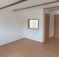 Neugersdorf: schöne 2 Raum Wohnung 50 m² mit Balkon - Ebersbach-Neugersdorf