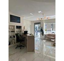 Raum zu vermieten an Friseurin oder Make-up Artistin - Stuttgart Bad Cannstatt